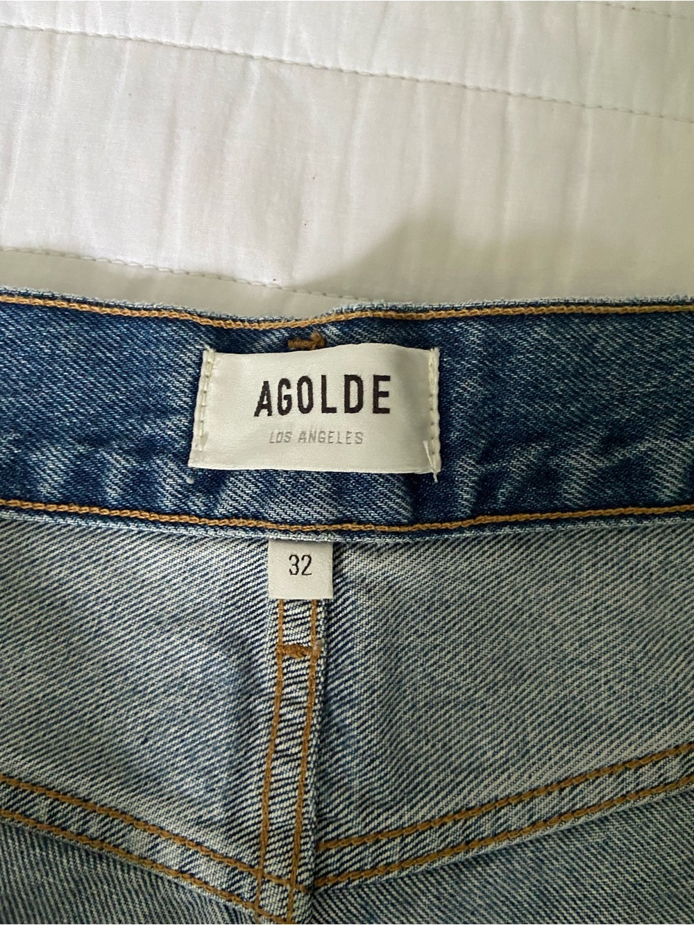 Agolde NWOT Magda Denim Shorts - Picture 7 of 11